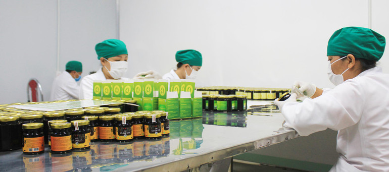 Các sản phẩm OCOP của Hợp tác xã Tĩnh Sáng Đường được người tiêu dùng đón nhận, tin dùng.