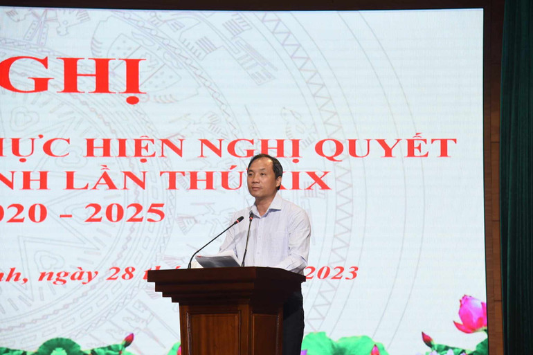 Bí thư Tỉnh ủy Hà Tĩnh yêu cầu các địa phương, đơn vị; mỗi cán bộ, đảng viên phát huy cao đoàn kết, tất cả vì sự phát triển của tỉnh.