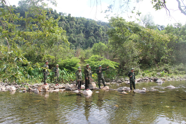 Đồn Biên phòng Sơn Hồng (Hương Sơn, Hà Tĩnh) tăng cường công tác tuần tra biên giới.