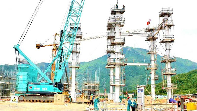 Thi công dự án Nhà máy nhiệt điện Quảng Trạch 1 ở huyện Quảng Trạch (Quảng Bình). Thi công dự án Nhà máy nhiệt điện Quảng Trạch 1 ở huyện Quảng Trạch (Quảng Bình).