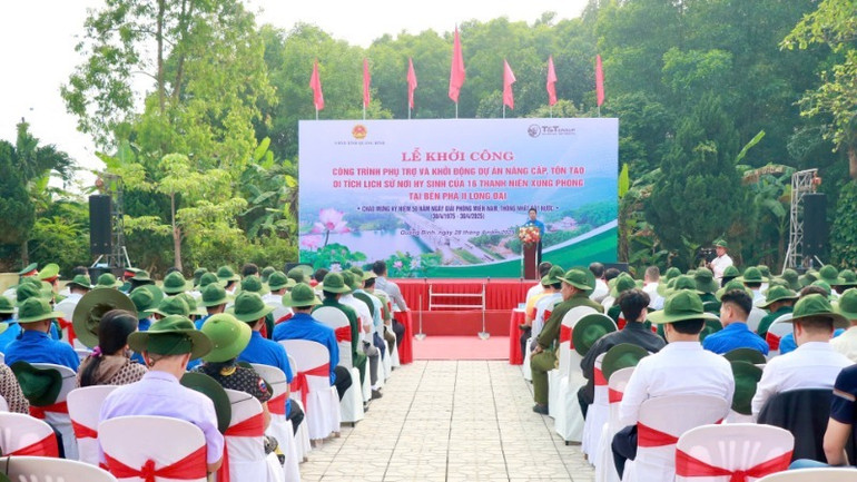 Quang cảnh lễ khởi công nâng cấp, tôn tạo di tích lịch sử bến phà II Long Đại.