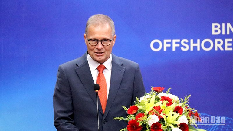 Đại sứ Đan Mạch tại Việt Nam Nicolai Prytz phát biểu tại hội thảo