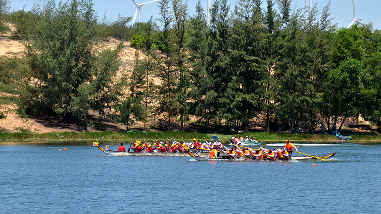Nhiều sự kiện, hoạt động văn hóa, thể thao được Bình Thuận tổ chức trong Năm Du lịch Quốc gia 2023 “Bình Thuận - Hội tụ xanh” tạo hiệu ứng lan tỏa giúp Bình Thuận đạt mục tiêu thu hút hơn 6,7 triệu du khách trong năm 2023.