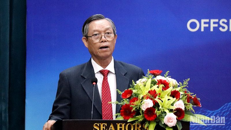 Phó Chủ tịch UBND tỉnh Bình Thuận Phan Văn Đăng phát biểu khai mạc Hội thảo