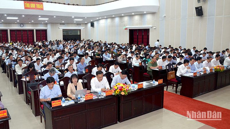 Các đại biểu dự Hội nghị sơ kết giữa nhiệm kỳ 2020-2025 Ban Chấp hành Đảng bộ tỉnh Bình Thuận.