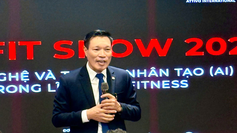 Tiến sĩ Vũ Thái Hồng phát biểu tại hội thảo.