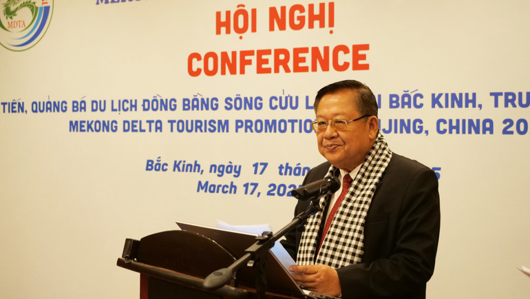 Ông Trần Việt Phường, Chủ tịch Hiệp hội Du lịch đồng bằng sông Cửu Long, phát biểu khai mạc Hội nghị.