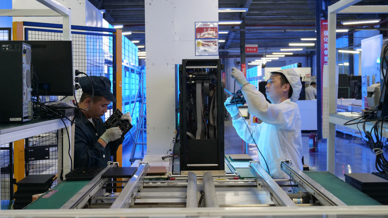 Một góc xưởng sản xuất thuộc Tập đoàn công nghệ cao Huaye, ở tỉnh Sơn Tây, Trung Quốc.