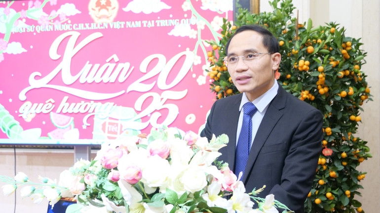 Ông Bùi Gia Hải, phụ trách công tác cộng đồng của Đại sứ quán chia sẻ tại chương trình.