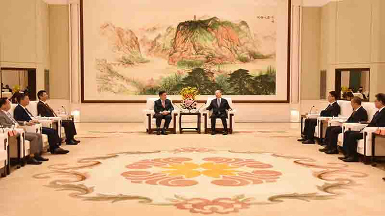 Quang cảnh cuộc hội kiến.