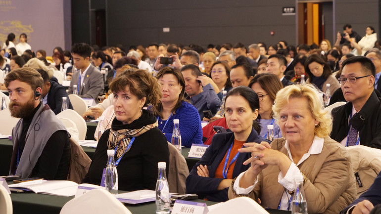 Đại biểu quốc tế dự Hội nghị các doanh nghiệp lữ hành quốc tế Trùng Khánh 2024. Đại biểu quốc tế dự Hội nghị các doanh nghiệp lữ hành quốc tế Trùng Khánh 2024.