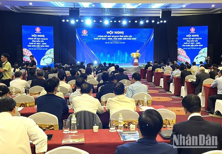 Quang cảnh hội nghị.