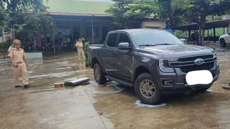 Công an huyện Krông Búk đang điều tra làm rõ nguyên nhân vụ tai nạn. Công an huyện Krông Búk đang điều tra làm rõ nguyên nhân vụ tai nạn.