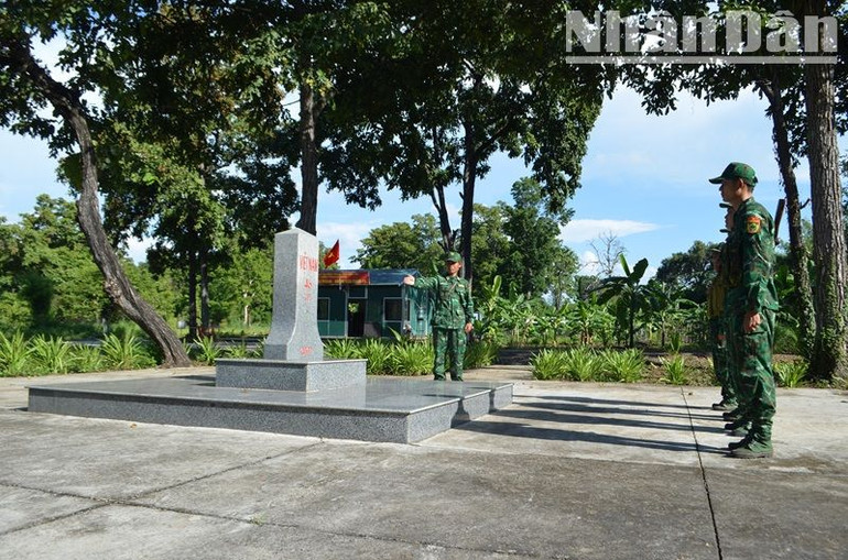 Cán bộ, chiến sĩ Đồn Biên phòng Bo Heng tích cực thực hiện các nội dung, chỉ tiêu đơn vị điểm về xây dựng chính quy, quản lý kỷ luật. Cán bộ, chiến sĩ Đồn Biên phòng Bo Heng tích cực thực hiện các nội dung, chỉ tiêu đơn vị điểm về xây dựng chính quy, quản lý kỷ luật.