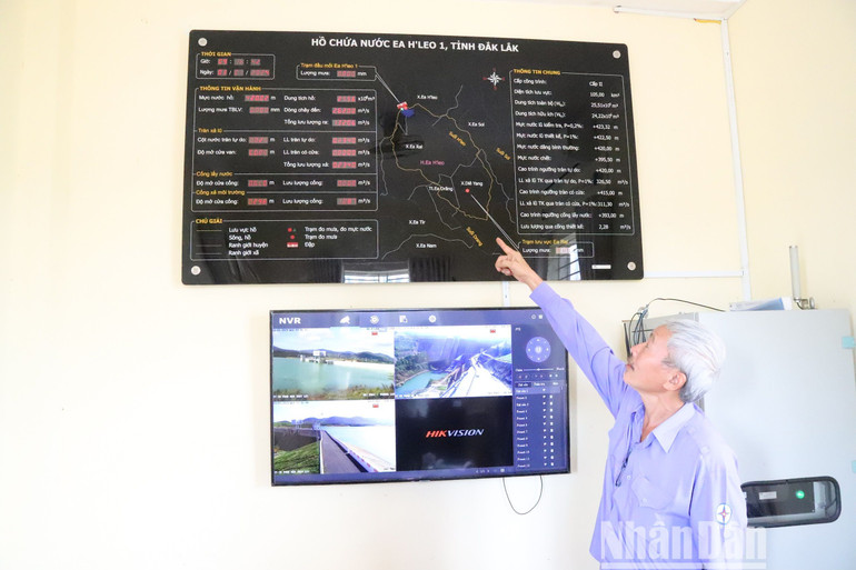 Toàn bộ hệ thống vận hành và theo dõi thông tin vận hành hồ chứa nước Ea H’leo 1 được sử dụng bằng điện tử.