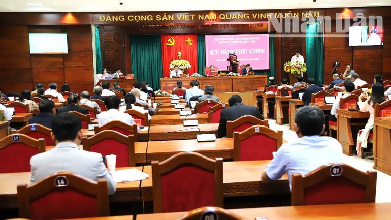 Quang cảnh kỳ họp.