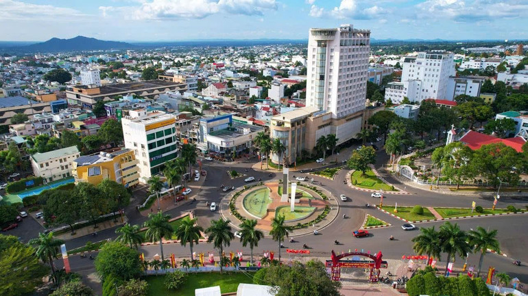 Đảng bộ, chính quyền và nhân dân các dân tộc tỉnh Đắk Lắk và thành phố Buôn Ma Thuột đang nỗ lực xây dựng thành phố Buôn Ma Thuột trở thành đô thị trung tâm vùng Tây Nguyên. Ảnh: CTV.