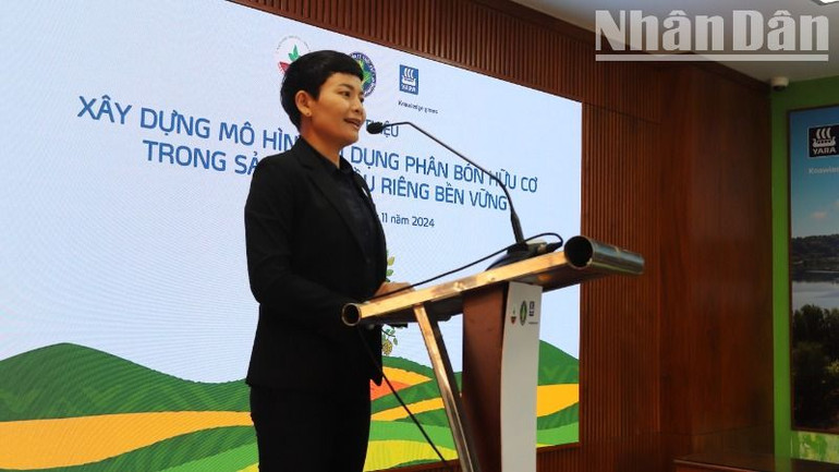 Bà Trần Ngọc Thanh Trúc, Tổng Giám đốc Công ty trách nhiệm hữu hạn Yara Việt Nam phát biểu tại buổi lễ.