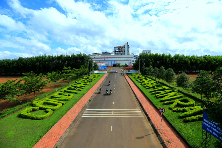 Một góc xanh Công ty Nhôm Lâm Đồng.