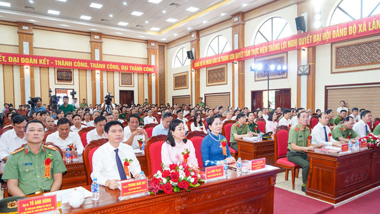 Các đại biểu dự ngày hội.