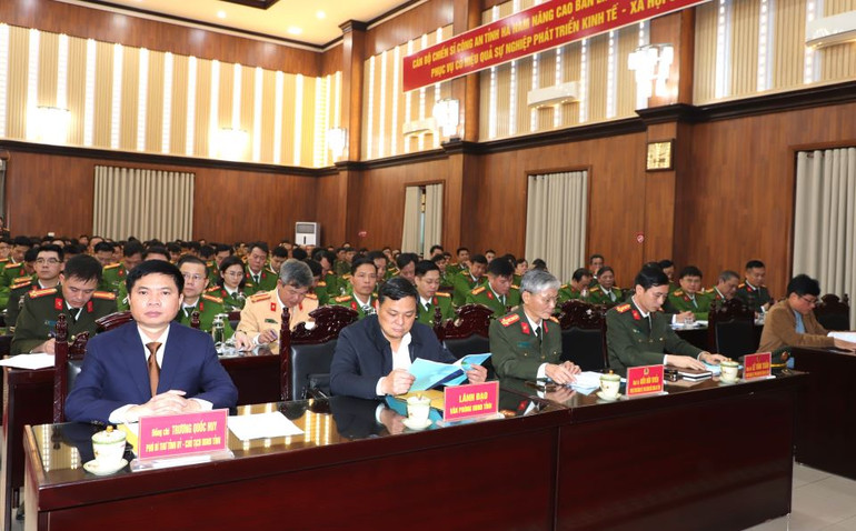 Các đại biểu dự hội nghị.