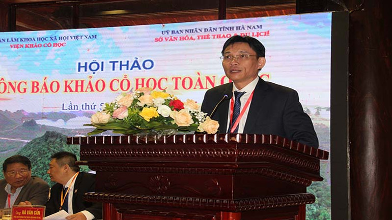 Đồng chí Nguyễn Đức Minh, Phó Chủ tịch Viện Hàn lâm Khoa học Xã hội Việt Nam phát biểu khai mạc hội thảo. Đồng chí Nguyễn Đức Minh, Phó Chủ tịch Viện Hàn lâm Khoa học Xã hội Việt Nam phát biểu khai mạc hội thảo.