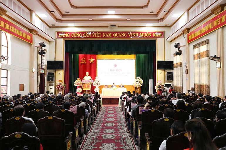 Các đại biểu dự đại hội. Các đại biểu dự đại hội.