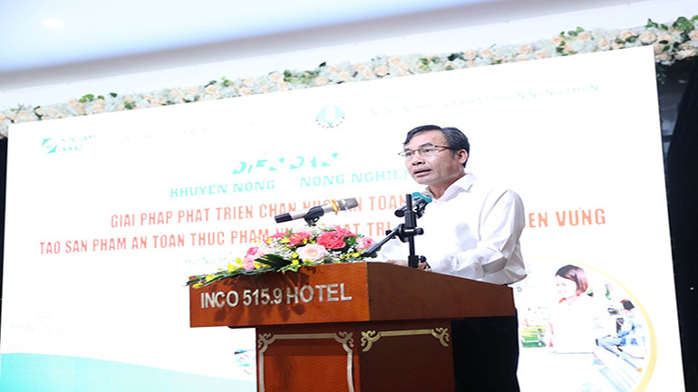 Đồng chí Trương Quốc Hưng, Phó Giám đốc Sở Nông nghiệp và Phát triển nông thôn tỉnh Hà Nam phát biểu tại diễn đàn.