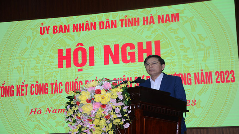 Đồng chí Trần Xuân Dưỡng, Phó Chủ tịch Ủy ban nhân dân tỉnh Hà Nam phát biểu chỉ đạo tại Hội nghị.