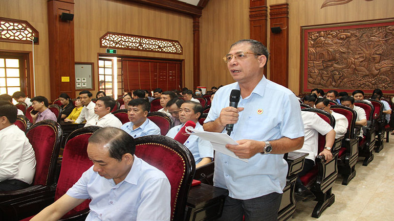 Đại diện cử tri Hội Cựu chiến binh nêu kiến nghị với Đoàn đại biểu Quốc hội tỉnh Hà Nam.