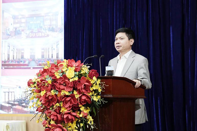 Đồng chí Trương Quốc Huy, Bí thư Tỉnh ủy, Chủ tịch UBND tỉnh, Trưởng Đoàn đại biểu quốc hội tỉnh Hà Nam, quán triệt, triển khai thực hiện Chương trình hành động số 135-CTr/TU ngày 28/02/2025 của Ban thường vụ Tỉnh ủy thực hiện Nghị quyết số 57 của Bộ Chính trị.