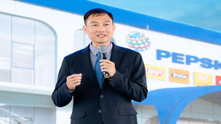 Ông Nguyễn Việt Hà, Tổng Giám đốc Công ty thực phẩm PepsiCo Việt Nam phát biểu tại buổi lễ.