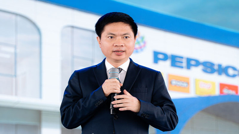 Chủ tịch UBND tỉnh Hà Nam Trương Quốc Huy phát biểu tại buổi lễ.