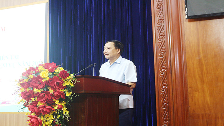 Đồng chí Nguyễn Đức Vượng, Phó Chủ tịch Ủy ban nhân dân tỉnh Hà Nam phát biểu chỉ đạo tại hội nghị.