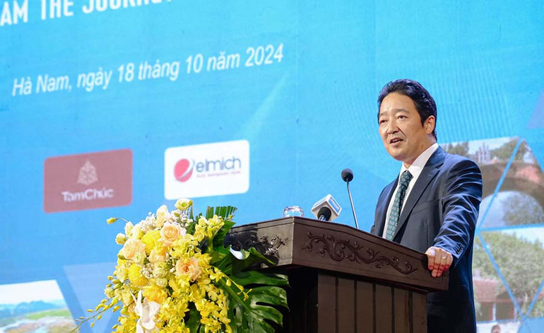 Ông Ishikawa Isamu, Phó Đại sứ, Công sứ Đại sứ quán Nhật Bản tại Việt Nam phát biểu tại hội nghị.