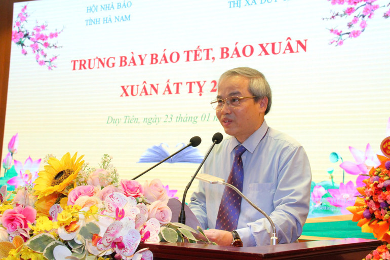 Đồng chí Nguyễn Văn Vĩnh, Phó Tổng Biên tập Báo Hà Nam, Phó Chủ tịch Thường trực Hội nhà báo tỉnh Hà Nam.