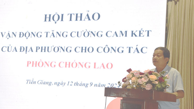 Tiến sĩ, Bác sĩ cao cấp Đinh Văn Lượng thông tin tình hình bệnh lao trên cả nước.