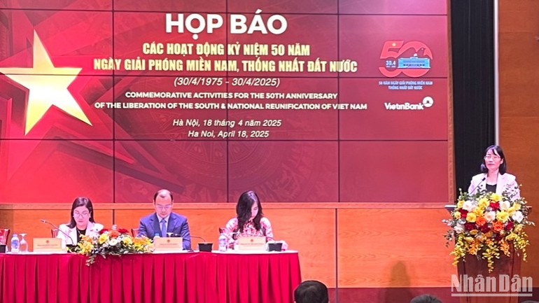 Phó Chủ tịch Ủy ban nhân dân thành phố Hồ Chí Minh Trần Thị Diệu Thúy chia sẻ thông tin về các hoạt động kỷ niệm 50 năm Ngày giải phóng miền nam. (Ảnh: Ngọc Liên) Phó Chủ tịch Ủy ban nhân dân thành phố Hồ Chí Minh Trần Thị Diệu Thúy chia sẻ thông tin về các hoạt động kỷ niệm 50 năm Ngày giải phóng miền nam. (Ảnh: Ngọc Liên)