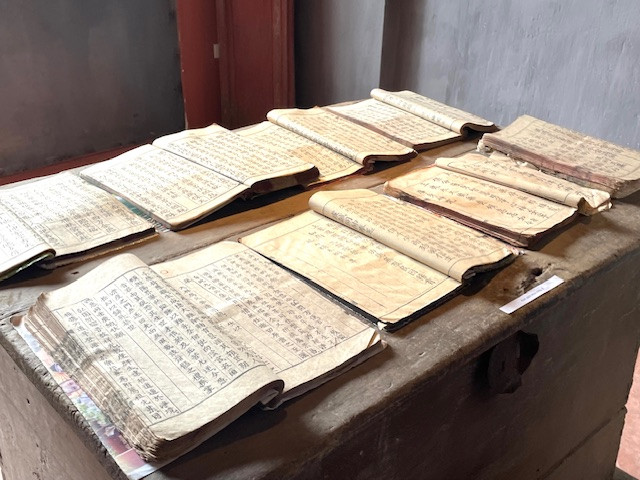 Kinh sách khoa cúng cổ