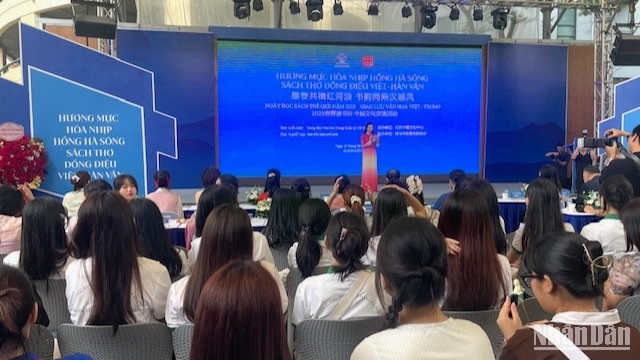 Chương trình giao lưu văn hóa Việt-Trung. Chương trình giao lưu văn hóa Việt-Trung.