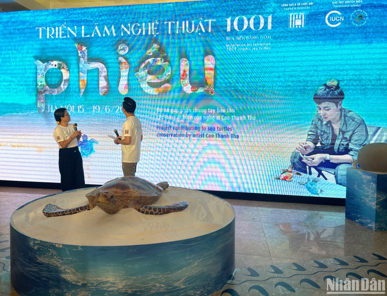 Bà Bùi Thị Thu Hiền - đại diện Liên minh Bảo tồn thiên nhiên quốc tế Việt Nam phát biểu.