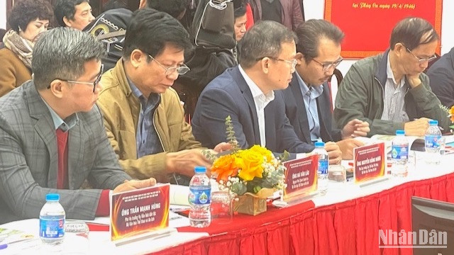 Các đại biểu tham dự hội nghị.