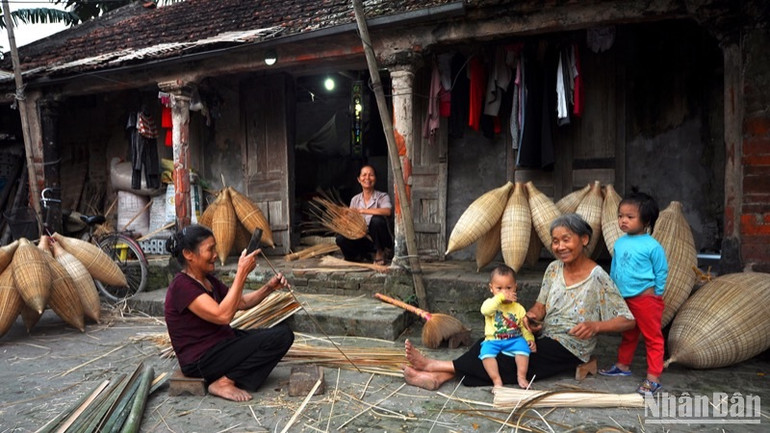 Hạnh phúc đong đầy. (Ảnh: VŨ LINH)