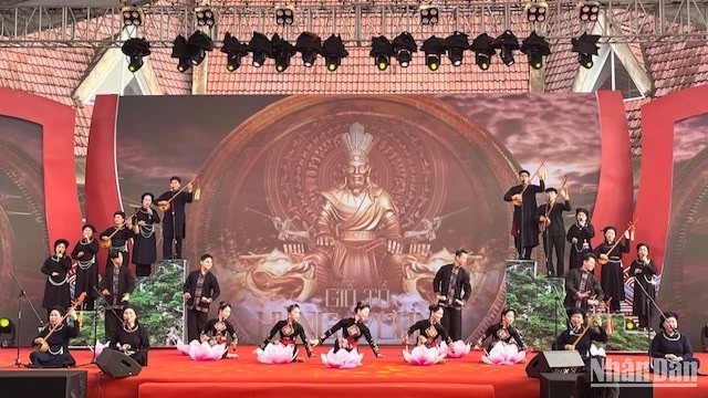 Tiết mục tham dự liên hoan của đoàn Hà Nội.