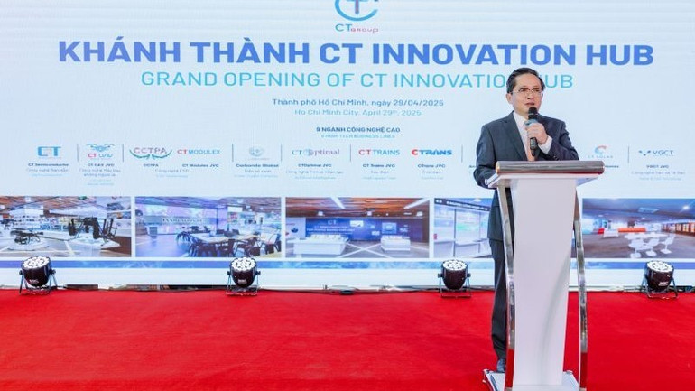 Ông Trần Kim Chung, Chủ tịch Tập đoàn CT Group phát biểu tại sự kiện.