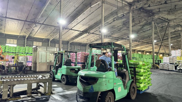 Sản xuất công nghiệp đối mặt với khó khăn, thách thức nhưng vẫn có dư địa để phát triển. (Ảnh: HNV)