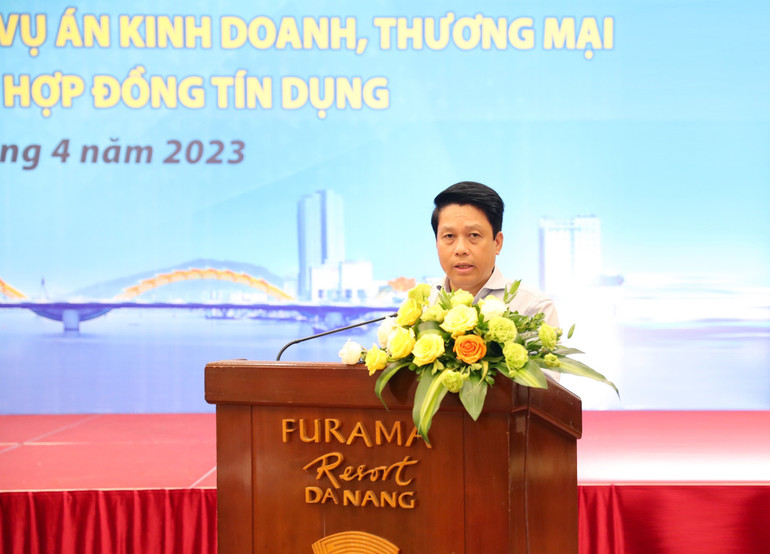 Phó Thống đốc Ngân hàng Nhà nước Phạm Tiến Dũng phát biểu tại Hội thảo.