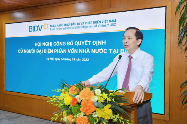 Phó Thống đốc thường trực Đào Minh Tú phát biểu tại hội nghị.