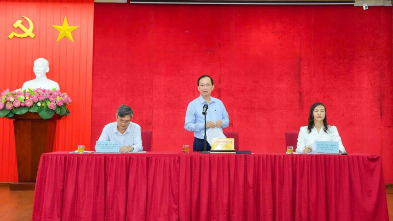 Phó Thống đốc Thường trực Ngân hàng Nhà nước Đào Minh Tú phát biểu tại buổi làm việc.