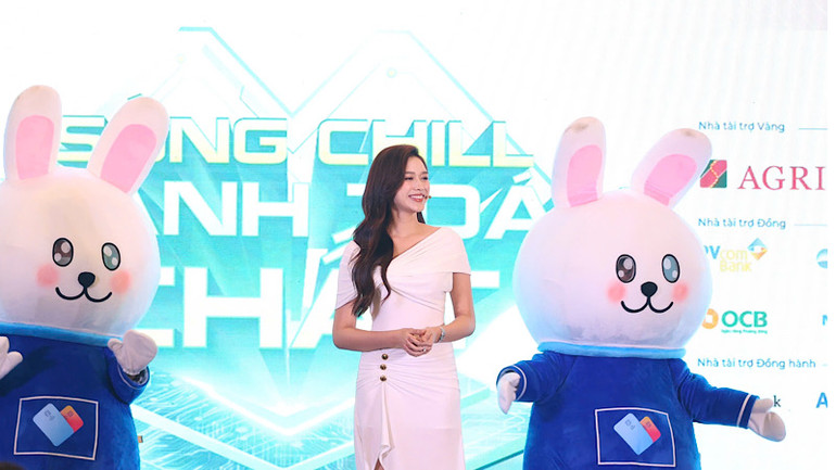 Hoa hậu Việt Nam 2020 Đỗ Thị Hà-Đại sứ thương hiệu Ngày Thẻ Việt Nam 2024.